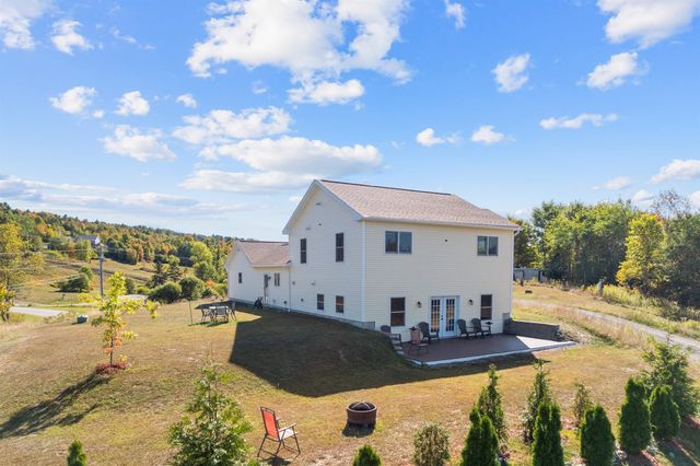 10 Harvest Court, Littleton, NH 03561