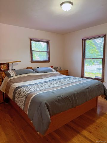 6 Jamor Court, Nesconset, NY 11767