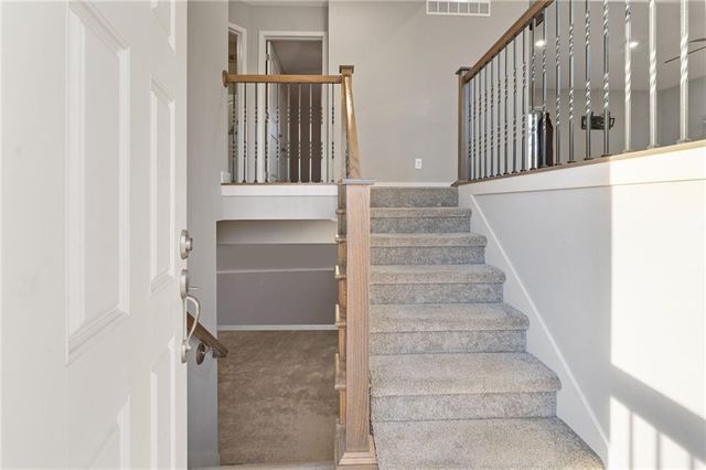 2312 NE 72ND Street, Kansas City, MO 64118