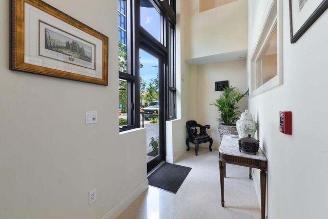 701 S Olive Avenue 117, West Palm Beach, FL 33401