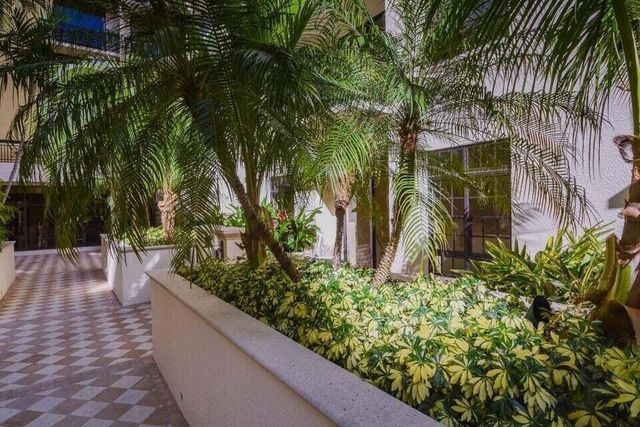 701 S Olive Avenue 117, West Palm Beach, FL 33401