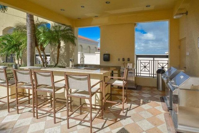 701 S Olive Avenue 117, West Palm Beach, FL 33401