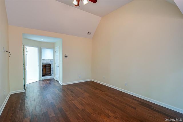 52 Admirals Drive E, Bay Shore, NY 11706