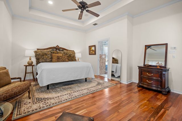4212 Riverhollow Drive, Fort Worth, TX 76116