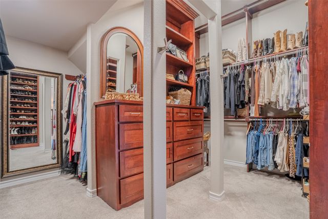 4212 Riverhollow Drive, Fort Worth, TX 76116