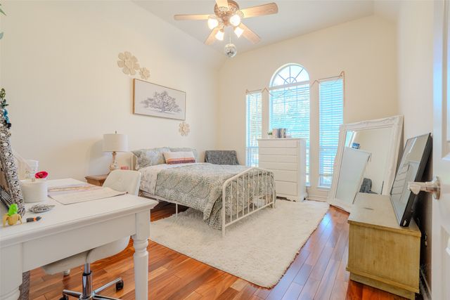 4212 Riverhollow Drive, Fort Worth, TX 76116