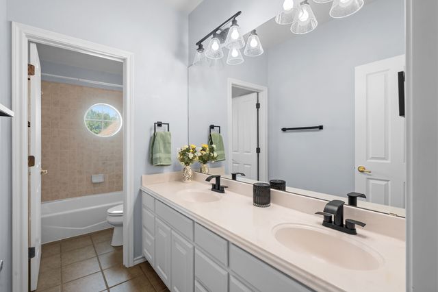 4212 Riverhollow Drive, Fort Worth, TX 76116