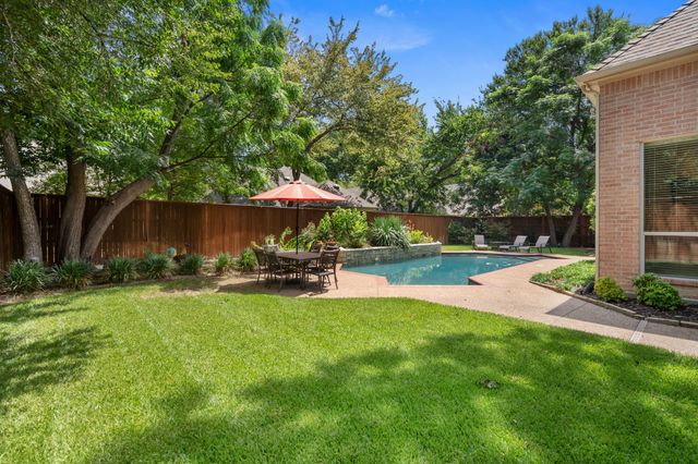 4212 Riverhollow Drive, Fort Worth, TX 76116