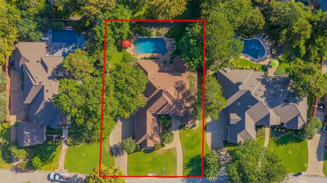 4212 Riverhollow Drive, Fort Worth, TX 76116