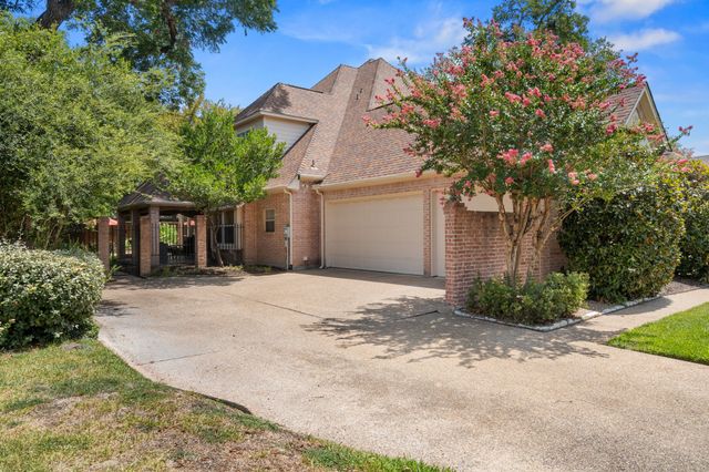 4212 Riverhollow Drive, Fort Worth, TX 76116