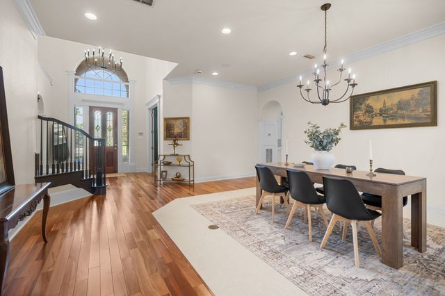 4212 Riverhollow Drive, Fort Worth, TX 76116