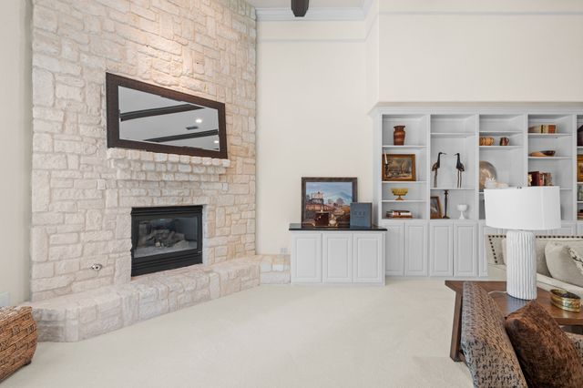 4212 Riverhollow Drive, Fort Worth, TX 76116