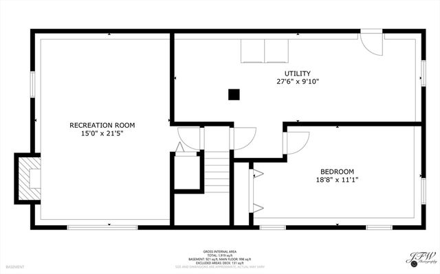 74 Meredith Dr, Falmouth, MA 02536