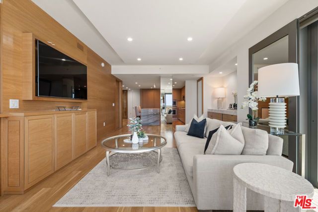 1755 Ocean Avenue 811, Santa Monica, CA 90401