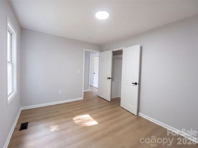 915 Kenham Place, Lenoir, NC 28645