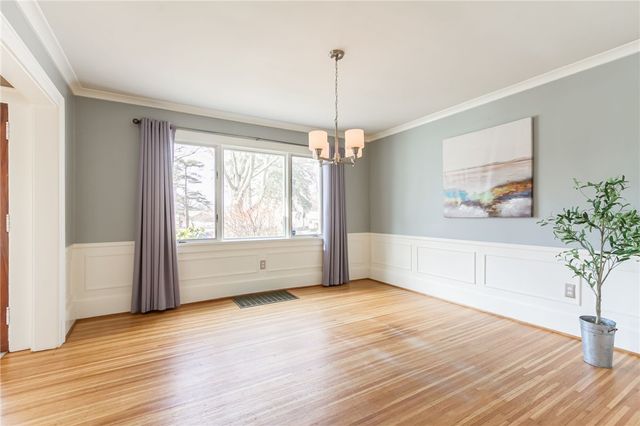 140 Rutledge Drive, Rochester, NY 14621