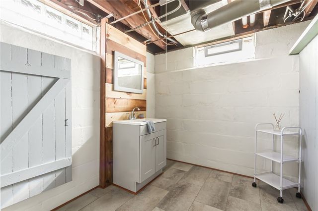 140 Rutledge Drive, Rochester, NY 14621