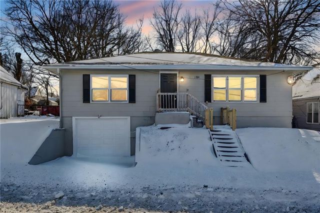 611 W 23rd Street, Independence, MO 64055