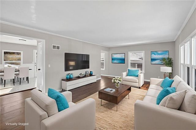 611 W 23rd Street, Independence, MO 64055