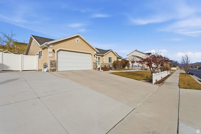 4055 S LAKE VISTA DR., Saratoga Springs, UT 84045