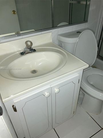 1530 SW 2nd St 103, Miami, FL 33135