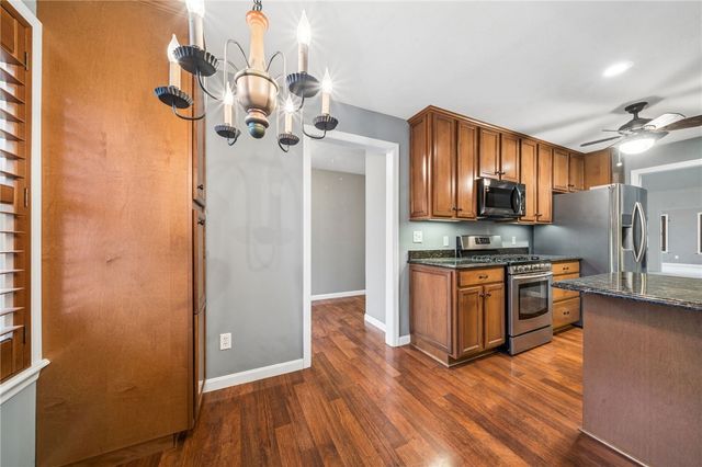 5034 Dana Dr, Jefferson Hills, PA 15025