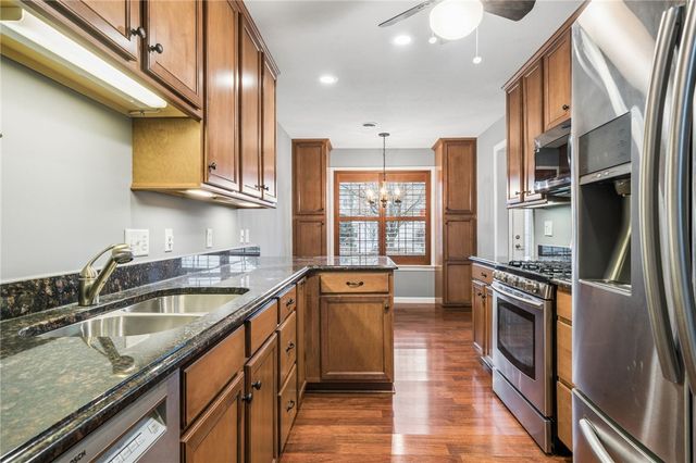 5034 Dana Dr, Jefferson Hills, PA 15025