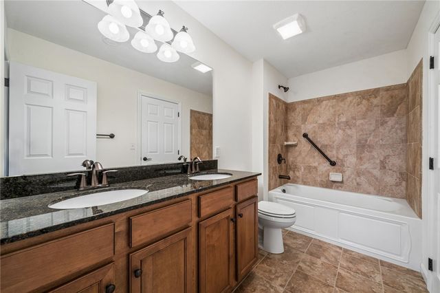 5034 Dana Dr, Jefferson Hills, PA 15025