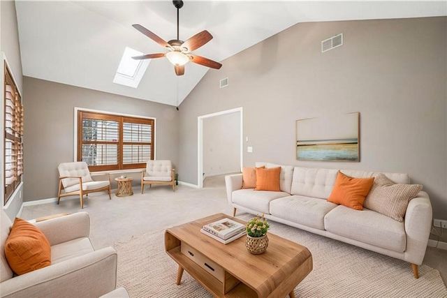 5034 Dana Dr, Jefferson Hills, PA 15025