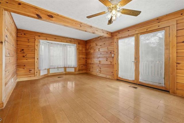 715 Woods Bridge Road, Commerce, GA 30529