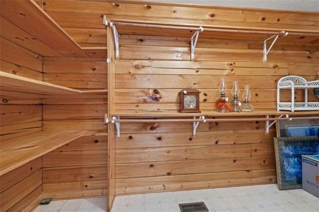 715 Woods Bridge Road, Commerce, GA 30529