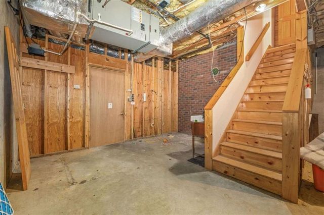 715 Woods Bridge Road, Commerce, GA 30529