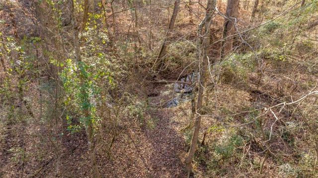 715 Woods Bridge Road, Commerce, GA 30529