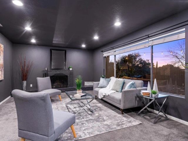 1130 Pebble Springs Lane, Escondido, CA 92026