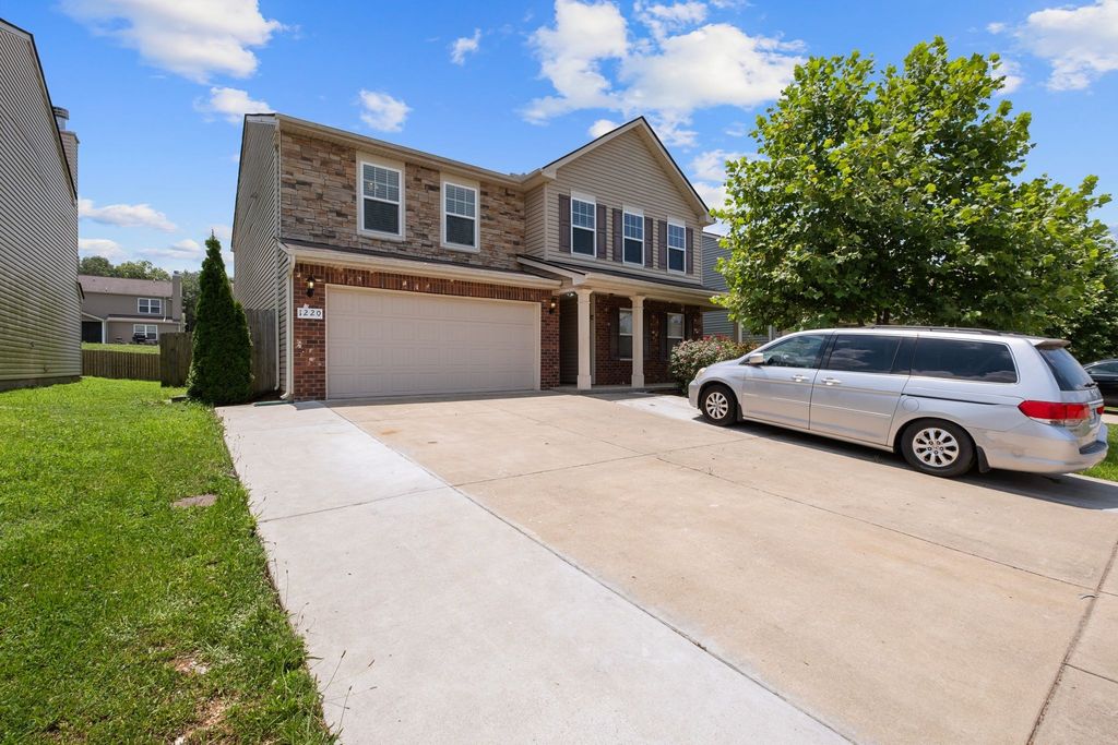 1220 Lumsley Dr, Lebanon, TN 37087