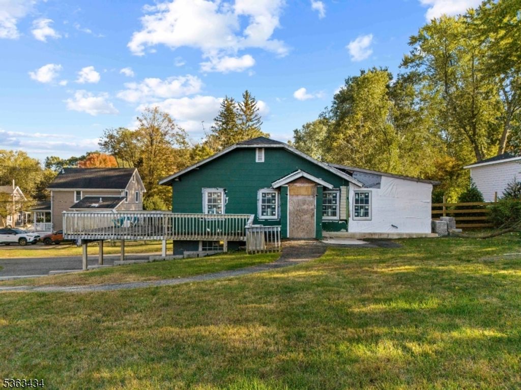 7 River Rd, Montville Twp., NJ 07045 — exterior