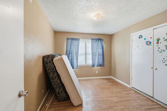 605 W 8th Street, Irving, TX 75060