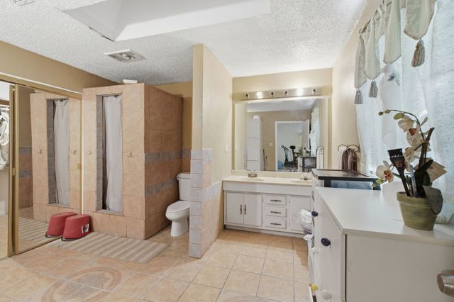605 W 8th Street, Irving, TX 75060