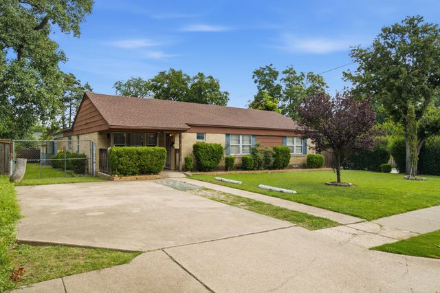 605 W 8th Street, Irving, TX 75060