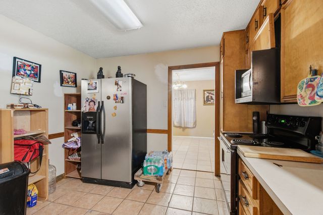 605 W 8th Street, Irving, TX 75060