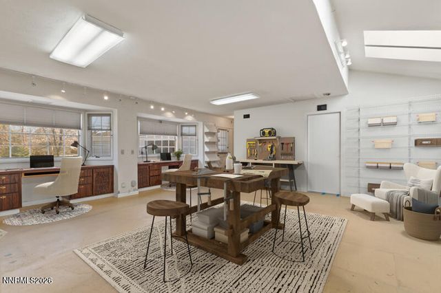 1880 Meadowview Lane, Reno, NV 89509