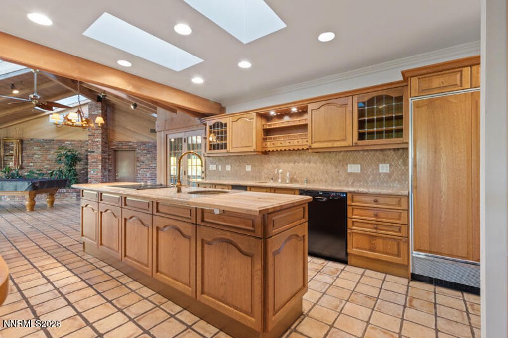 Image 12 of property listing at 1880 Meadowview Lane, Reno, NV 89509