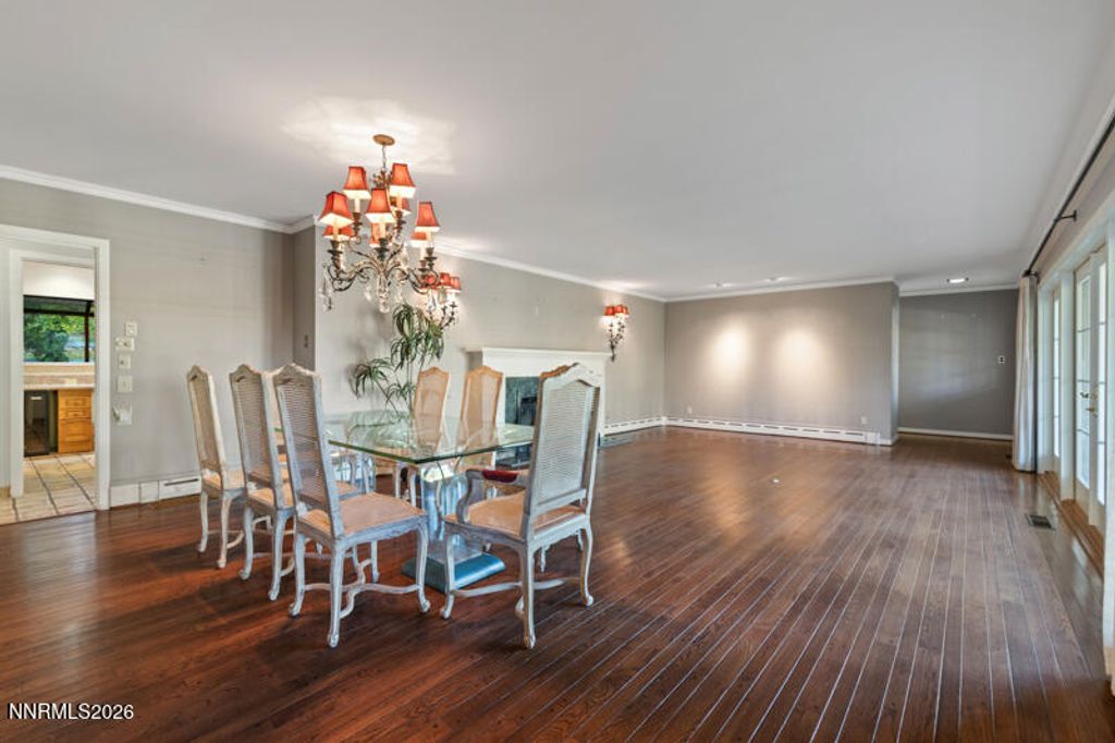 Image 5 of property listing at 1880 Meadowview Lane, Reno, NV 89509