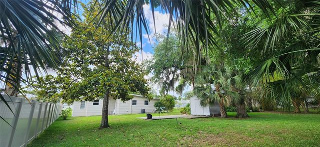 131 PLAZA LANE, Edgewater, FL 32132