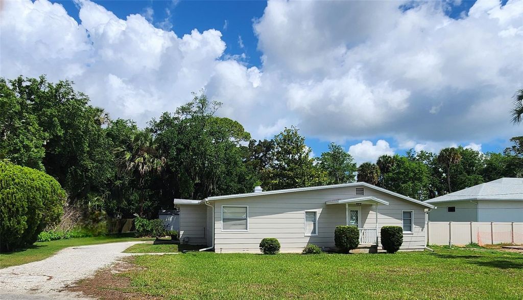 131 PLAZA LANE, Edgewater, FL 32132