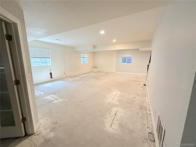 6364 S Harvest Street, Aurora, CO 80016