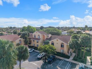 929 Coral Club Dr 929, Coral Springs, FL 33071