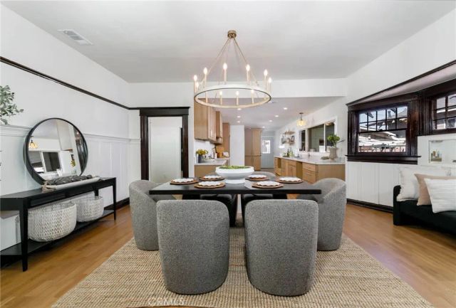 2947 S Hobart, Los Angeles, CA 90018