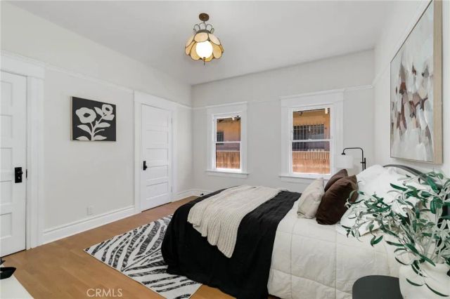 2947 S Hobart, Los Angeles, CA 90018