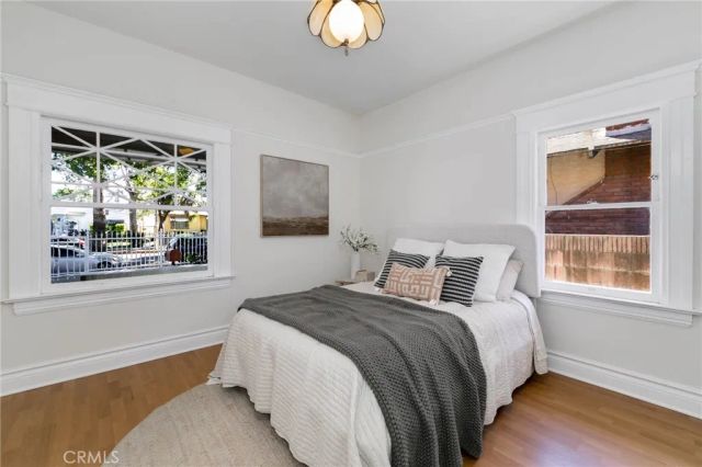 2947 S Hobart, Los Angeles, CA 90018